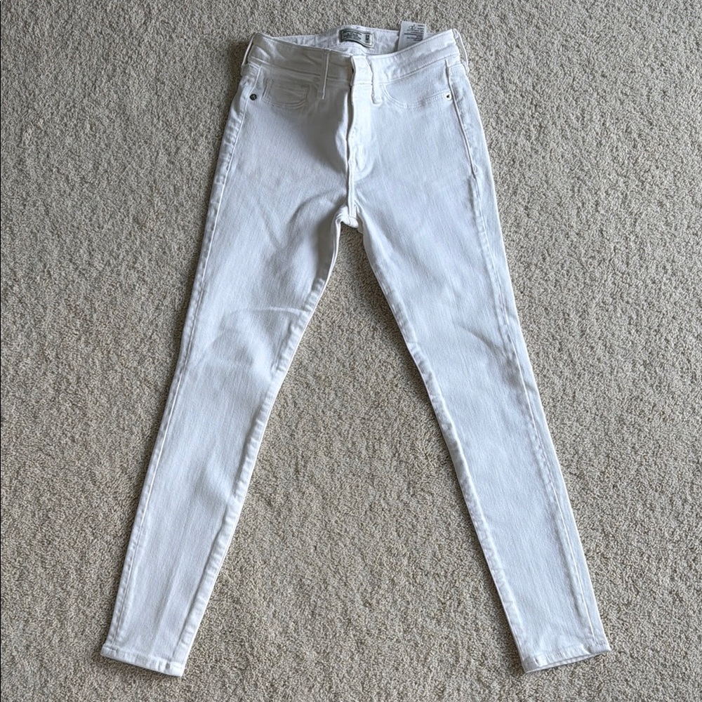 White High-Rise Skinny Jeans